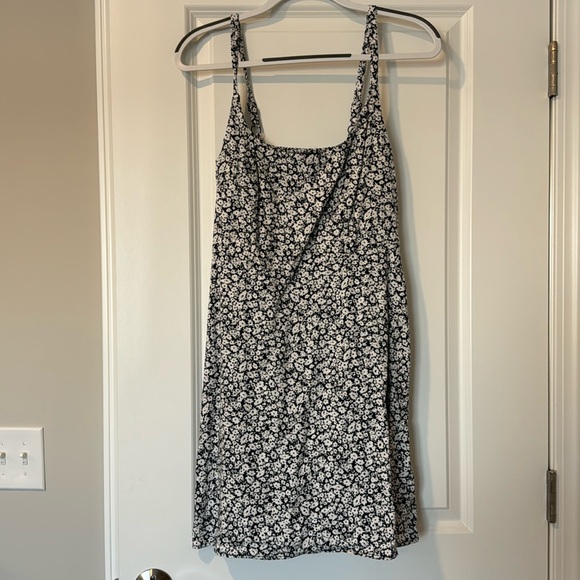 Old navy dress - Picture 1 of 2